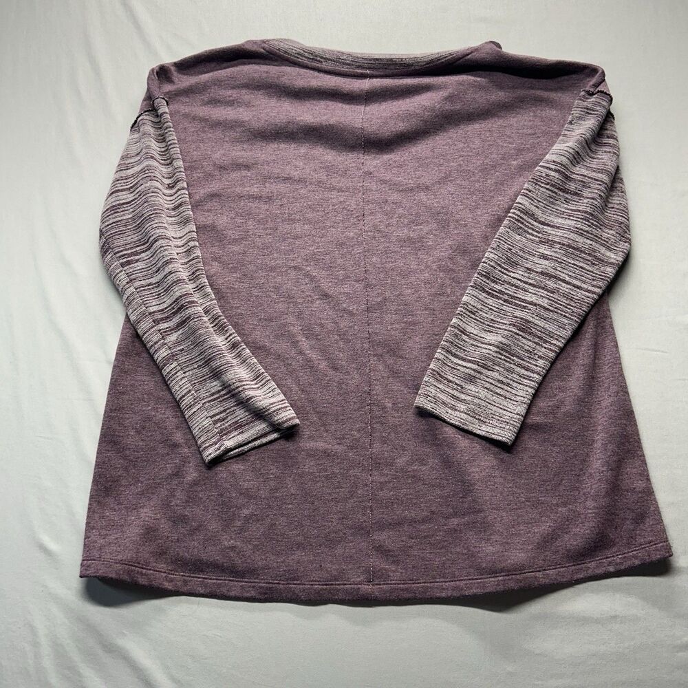 St John Bay Active Size Large Purple V-neck Sweater - Picture 3 of 6